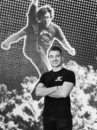 kjms_instructor_aaron-delagarza